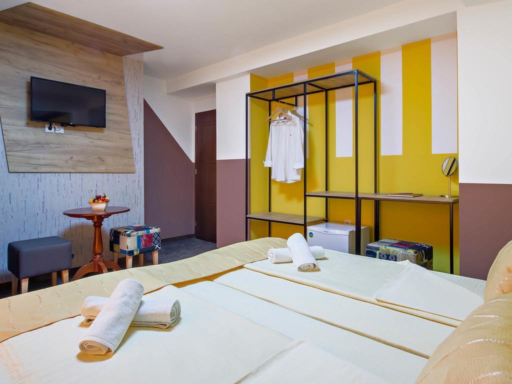 Villa Caposki โอครีด ภายนอก รูปภาพ
